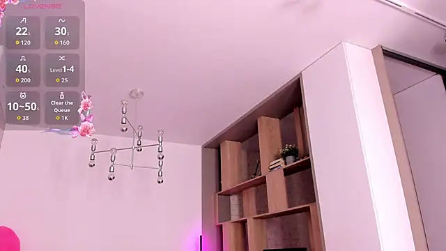 NatashaVoss's Stripchat show and profile