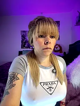 carolina16love webcam