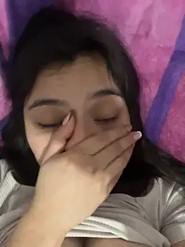 PastelitoricoUwU's Stripchat show and profile