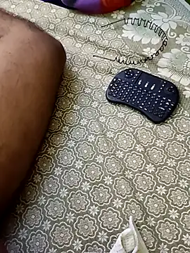 sandy_shanura (M young) - Make my tiny cock hard