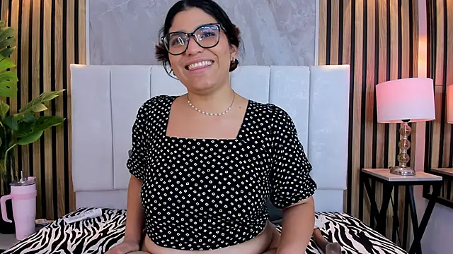 Carlotta_de_velour webcam