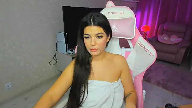 AlluringAriel webcam