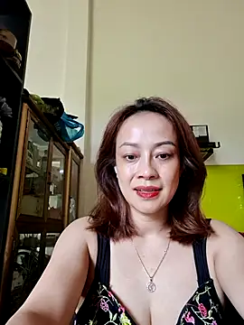 Baby-bigboobs20 webcam