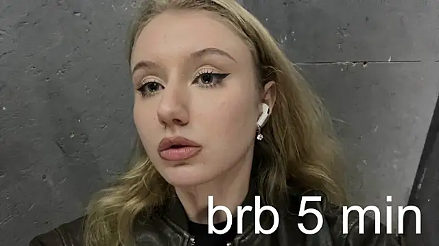 PriscillaPowell webcam