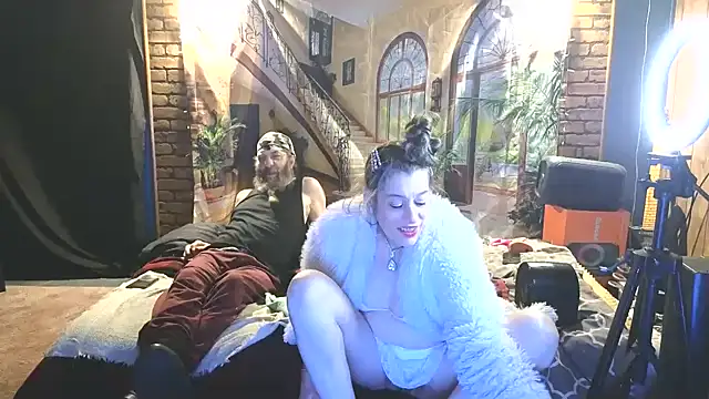 propertyandbiker - PropertyAndBiker's free webcam - UK Sex Cams