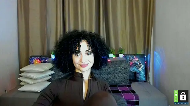 Arianasweety23 webcam