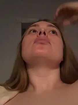 DeniMilkyyyyy webcam