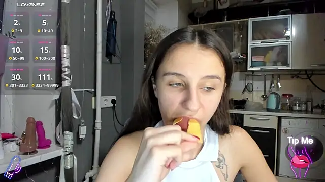 cam online  Nika Kik