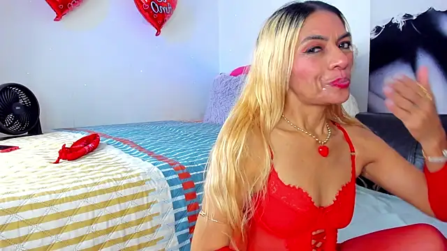 live adult cam Angeline Focus