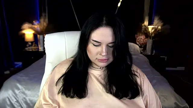 SerahMirabeli webcam