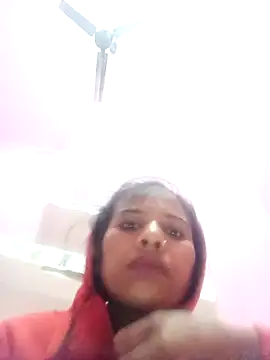 Rubi_sarma webcam