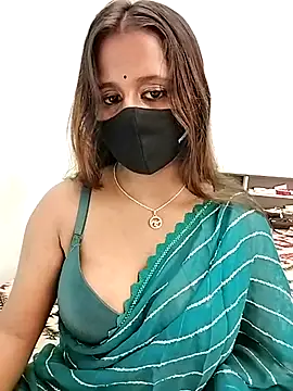 LoveLy-Soneya webcam