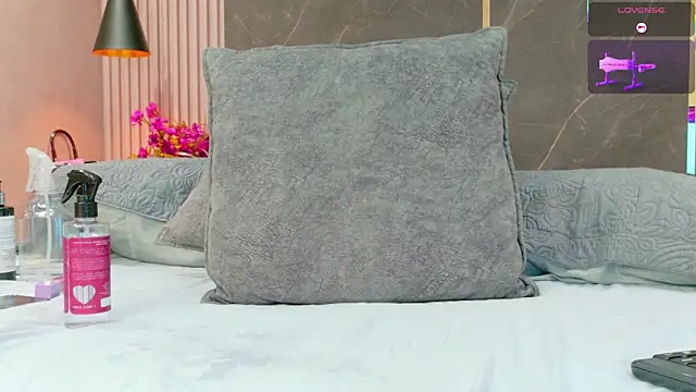 free xxx chat SophiieEvanss