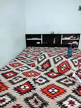 LoveLy-Soneya webcam