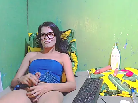 dirtyfistingbarbie - DirtyFistingBarbie's free webcam - UK Sex Cams