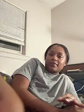 PrettyBabriexox webcam