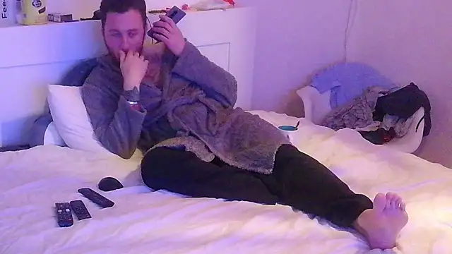 keviios (M young) - Déshabillez moi 🔞