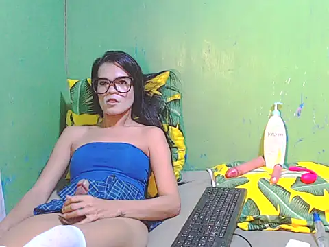 DirtyFistingBarbie webcam