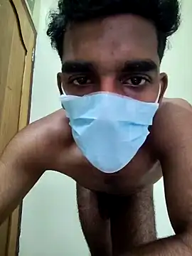 Yournextdoorboy webcam