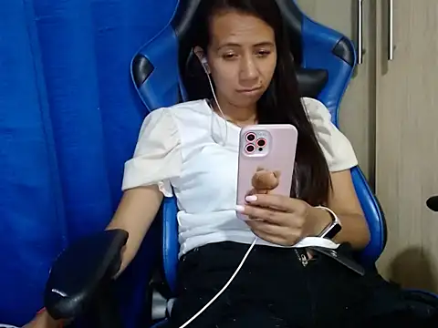 chat naked Erotic Latina