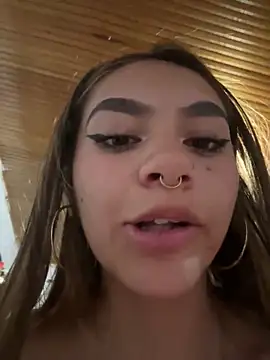 Yunaraa live cam screenshot malefemale on LiveWebCameras – Live Webcams & Video Chat