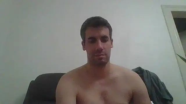 JulioIsHere4you webcam