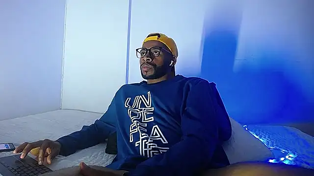 denzo_cornell1 (M young) - do you want to try these balls