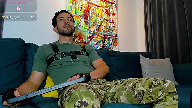 tommy_raym0ndg webcam