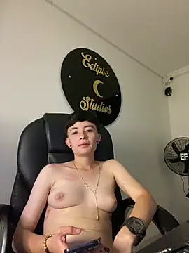 nico_18x webcam