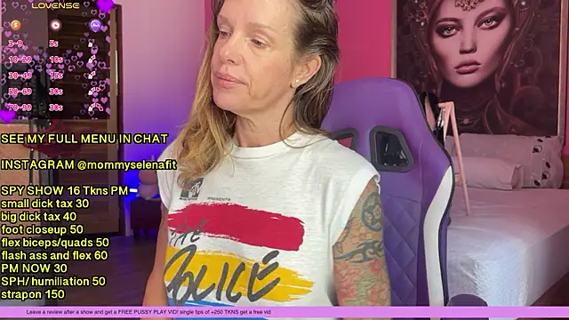 mommyselenafit_ webcam