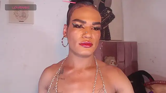 CRAZY_DOLL_BIGCOCK webcam