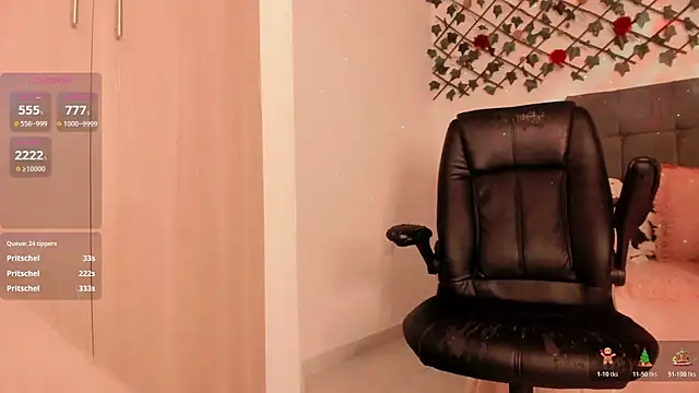 Lilith_Miller21 webcam