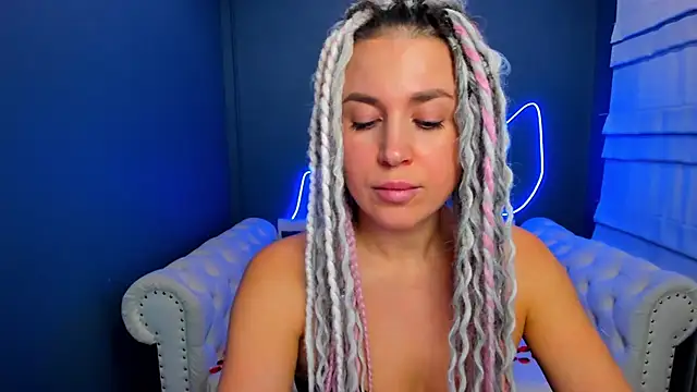 adult cam show Rock N Roxy