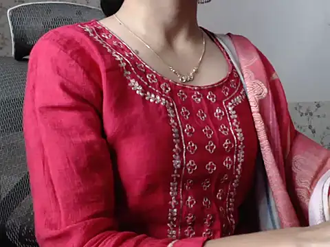 snow_white123 (F young) - Love Vibes :heart::heart: