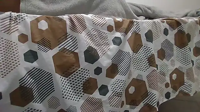 JUNINHOLEKEJR webcam