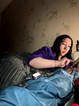 Naughtbaby_2025 webcam