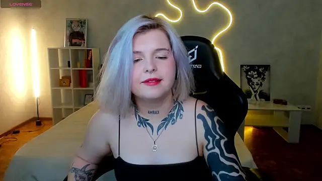 shadow__purrr webcam