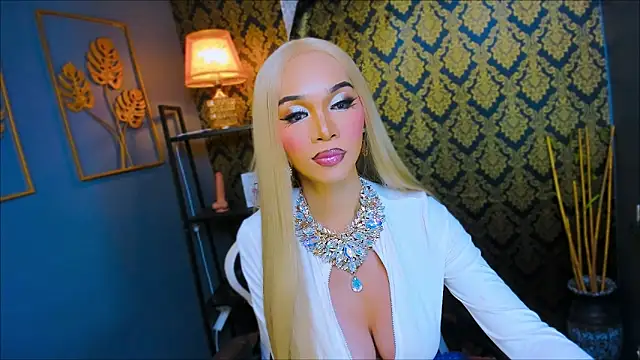 ThaliaWintour – webcam model profile photo