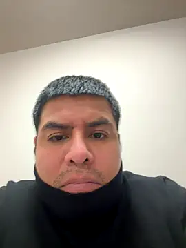 pelotas2000 (M young) - Desnudarme sexy