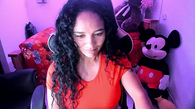 rayza_mature_154 webcam