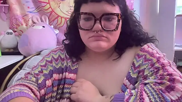 naughtygirl6663 webcam