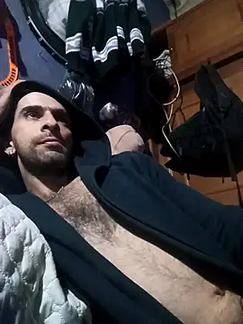 hairy_mannn webcam