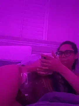 ThatBratCartier webcam