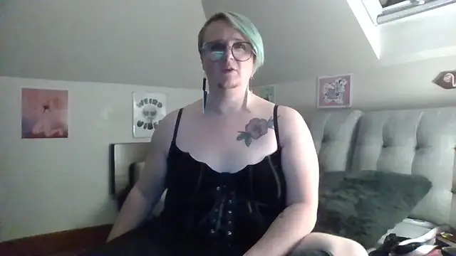 queerlyjaz webcam