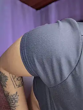 Swweet_Miia1 live show on StripChat 