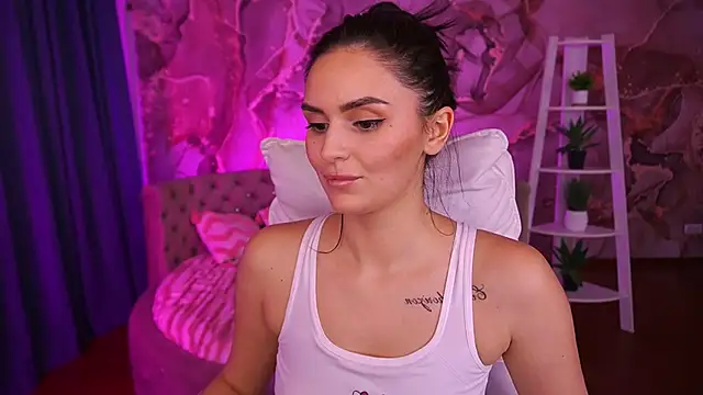 MilashaLovely webcam