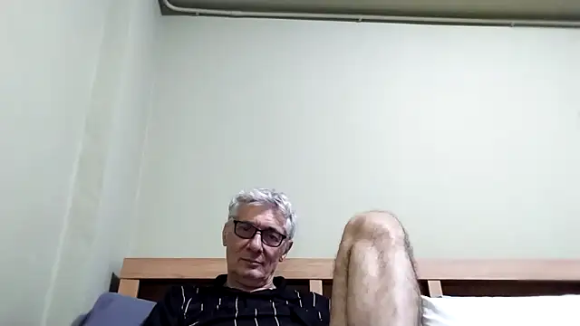 BIGUNCUTHARDCOCK webcam