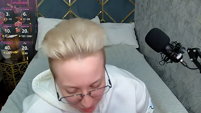 AlexandraGreen webcam