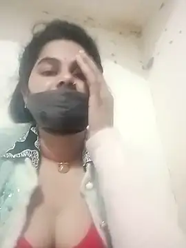 julee-740 - JULEE-740's free webcam