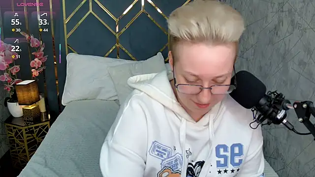 AlexandraGreen webcam